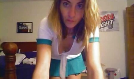 Die sexy Amateurin Ava Cash leckt kostenlose pornos fürs handy ihr selbstgemachtes Solo-Video